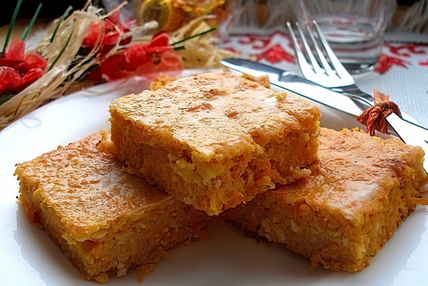 Низкокаллорийная творожная запеканка с морковью