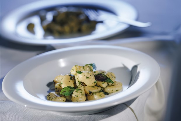 Ньокки с песто из базилика