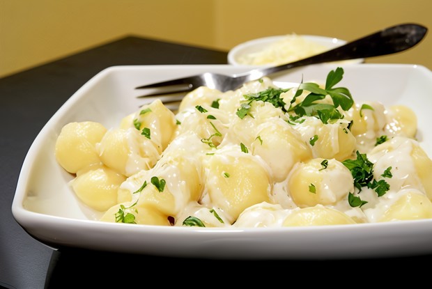 Ньокки со сливками и трюфельным маслом