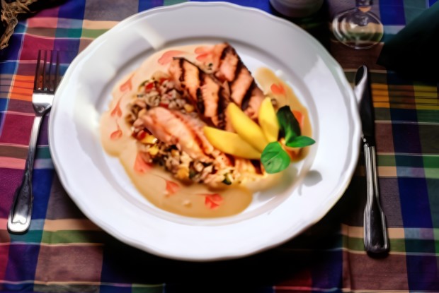 Норвежская семга на гриле с манго