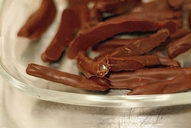 Новогодние цукаты из апельсиновой цедры в темном шоколаде (Orangettes)