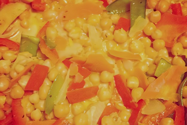 Нут с овощами в кокосовом молоке