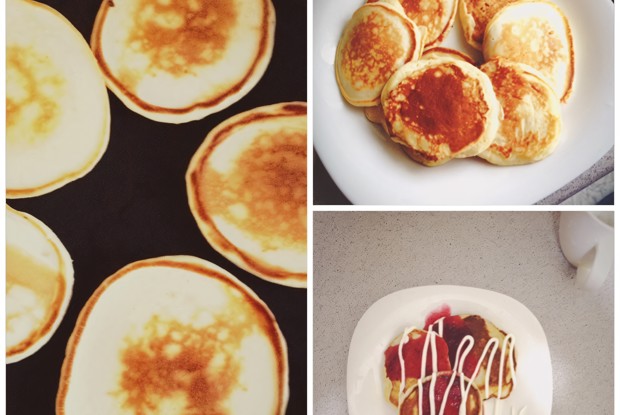 Оладьи с ягодным соусом