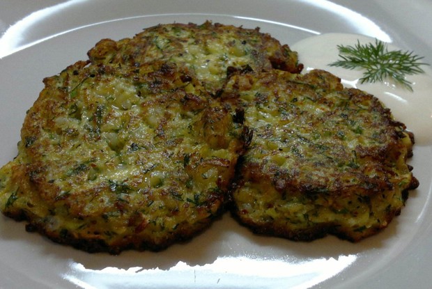 Оладья из кабачков с острым перцем