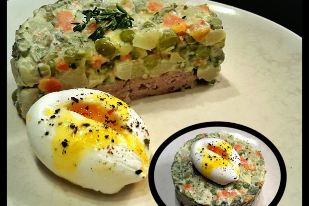 Оливье на мясной подушке