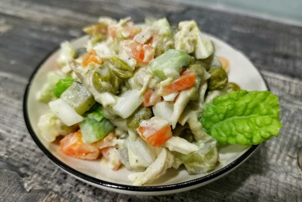 Оливье с перепелкой