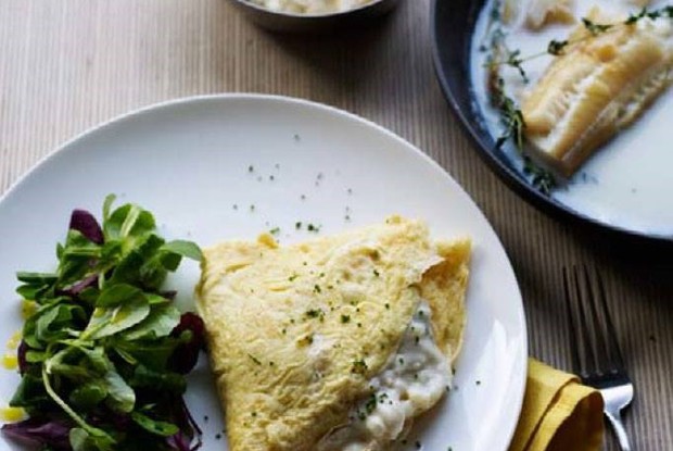 Омлет с копченой пикшей