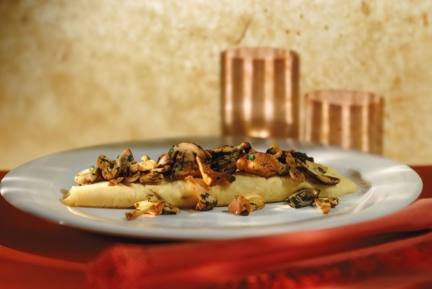 Омлет с лисичками и зеленью