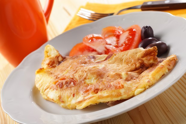 Омлет с тунцом