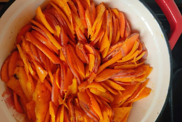 Оранжевый гратен