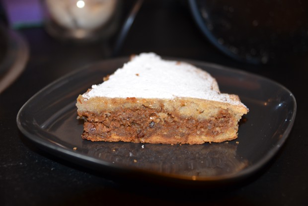 Ореховый пирог с карамелью