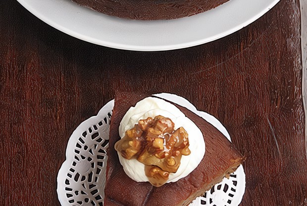 Орехово-медовый кекс