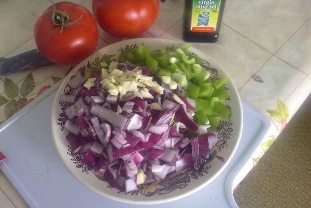 Острый суп с чили и фасолью