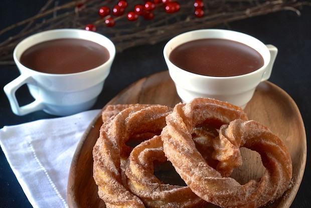 Острый горячий шоколад с чуррос