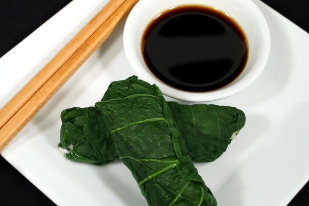 Овощные рулетики под соусом