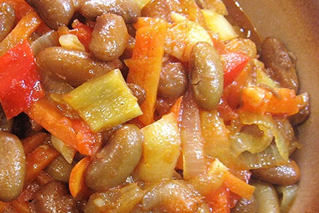 Овощное рагу с фасолью