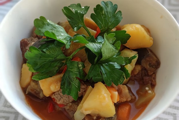 Овощное рагу с говядиной