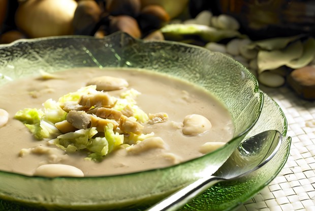 Овощной суп с каштанами и грибами