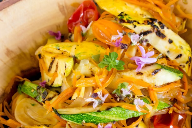 Овощная лапша из кабачков и моркови