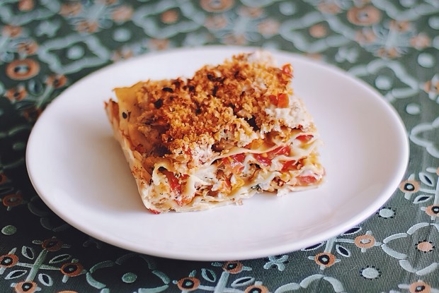 Овощная лазанья с брокколи и цветной капустой