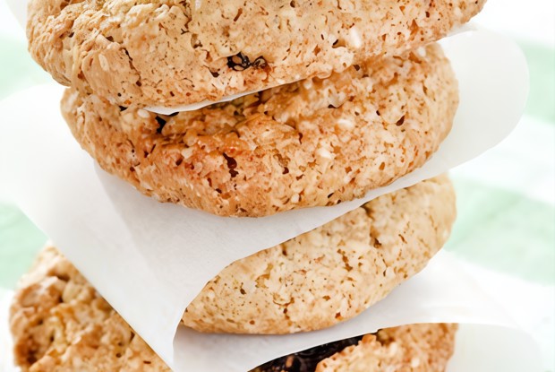 Овсяное печенье с цукини, кокосом и изюмом