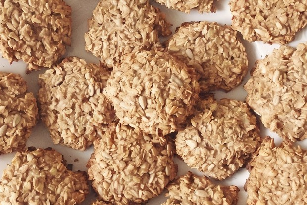 Овсяное печенье с медом на кефире