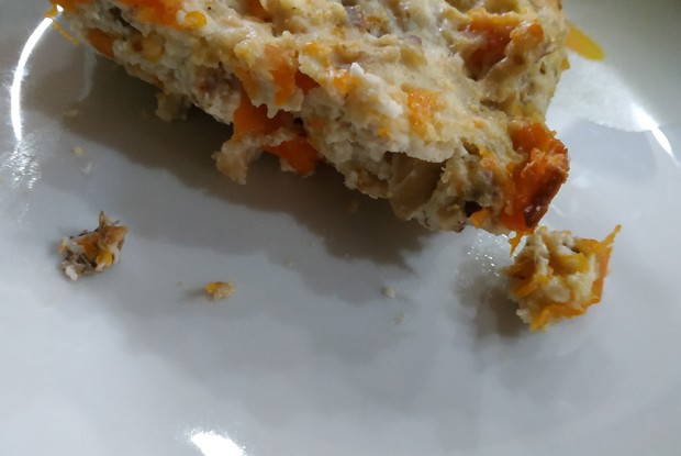 Овсяно-творожная запеканка с тыквой и грецкими орехами