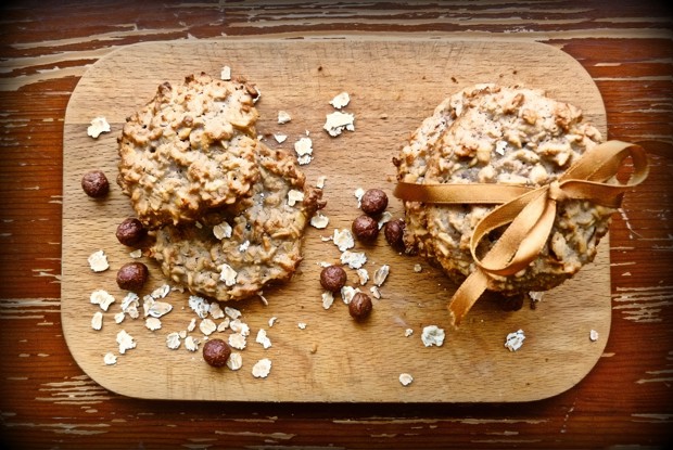 Овсяное печенье с корицей и молоком