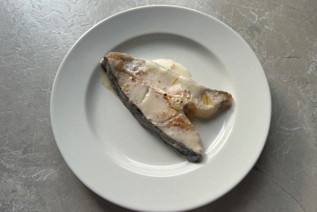 Палтус в сметанном соусе