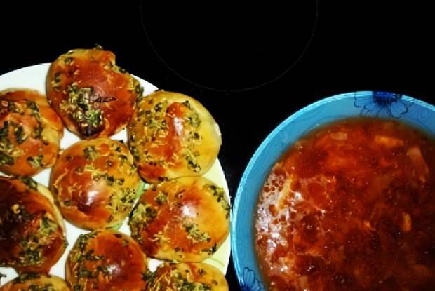 Пампушки с чесночным соусом к борщу
