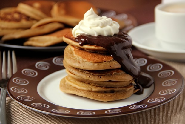 Панкейки на кофейном молоке с корицей