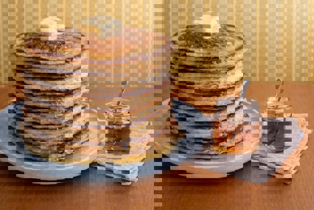 Панкейки с коричневым маслом