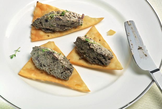 Паштет из бараньей печени с красным вином