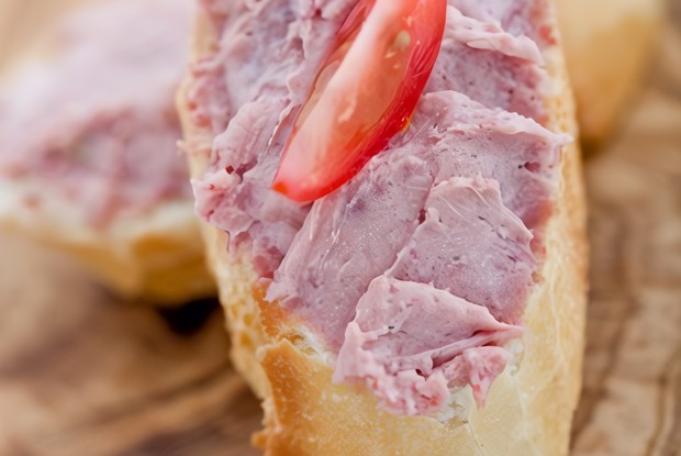Паштет из куриной печени с чесноком и тимьяном