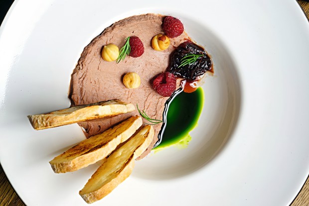 Паштет из куриной печени с красным вином