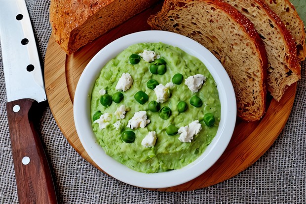Паштет из зеленого горошка