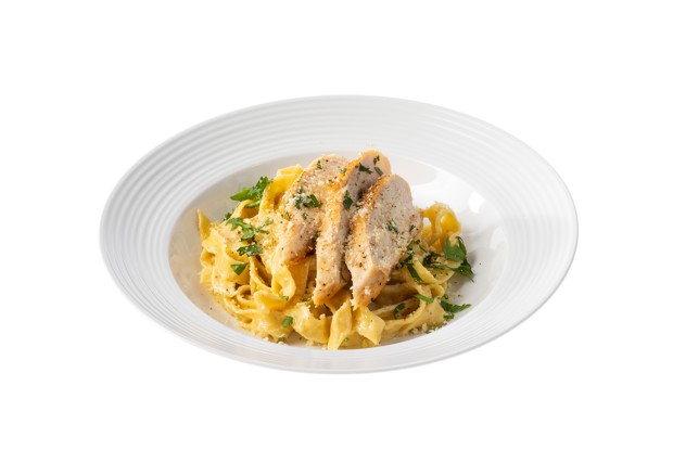 Паста альфредо с курицей