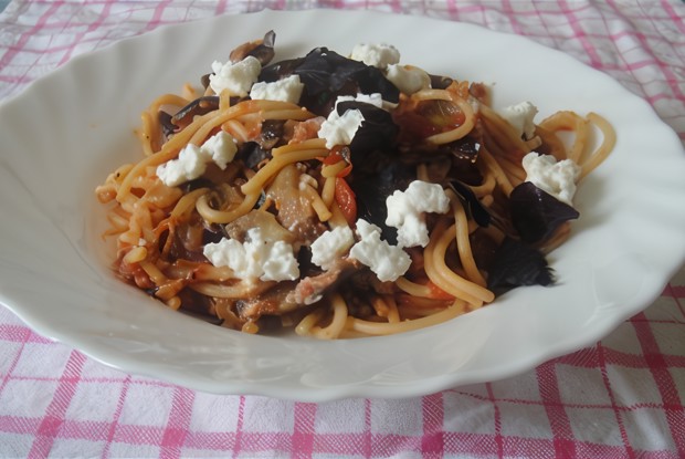 Спагетти алла норма