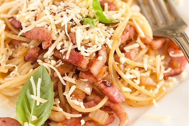 Паста с беконом и чили