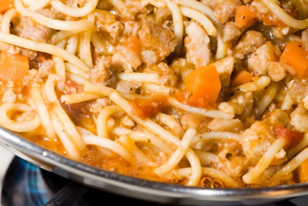 Паста с колбасками