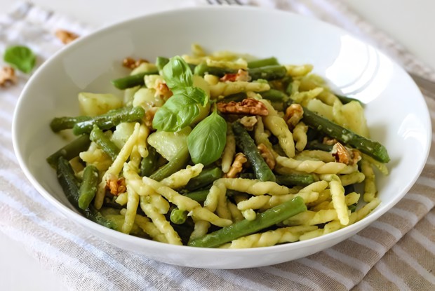 Паста с песто и картофелем