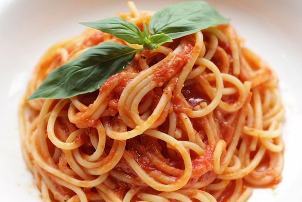 Паста с помидорами и сыром