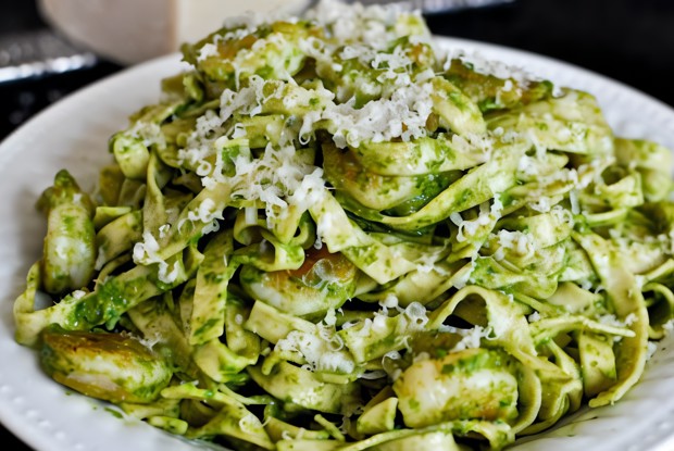 Паста с соусом из авокадо