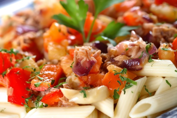 Паста с тунцом и сельдереем