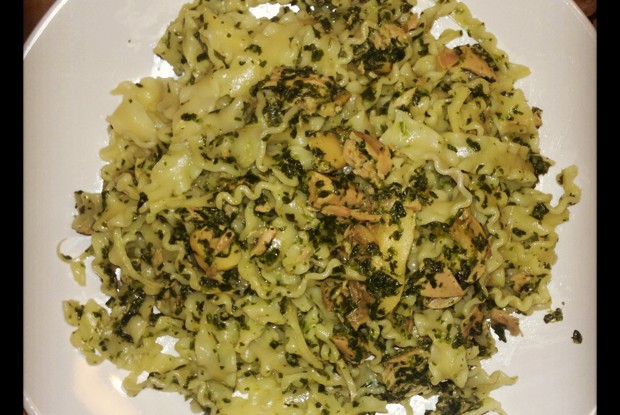 Паста с тунцом и шпинатом