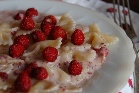 Паста с земляникой