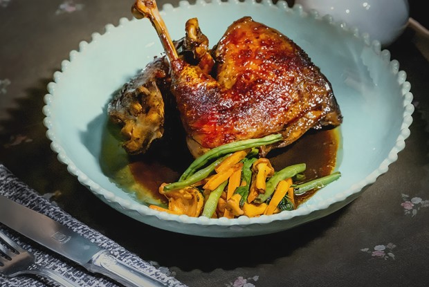 Павловский петух в красном вине