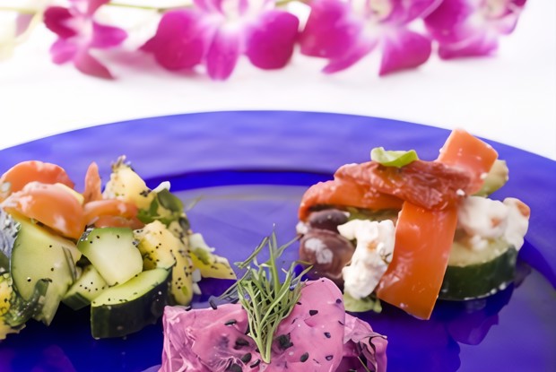 Печеная свекла с мятно-йогуртовым соусом