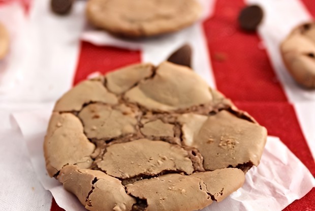 Печенье из молочного шоколада