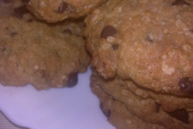 Печенье из овсяных хлопьев с шоколадом